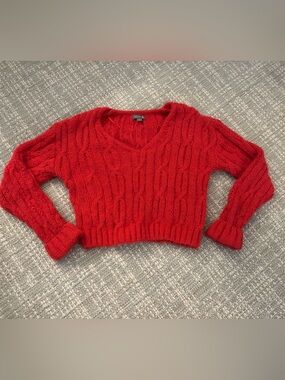 Cake Red Cropped Cable-Knit V-Neck Sweater